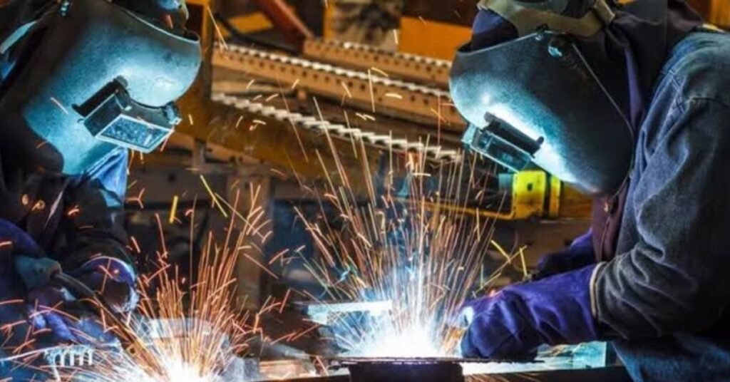 Welder Jobs in Italy